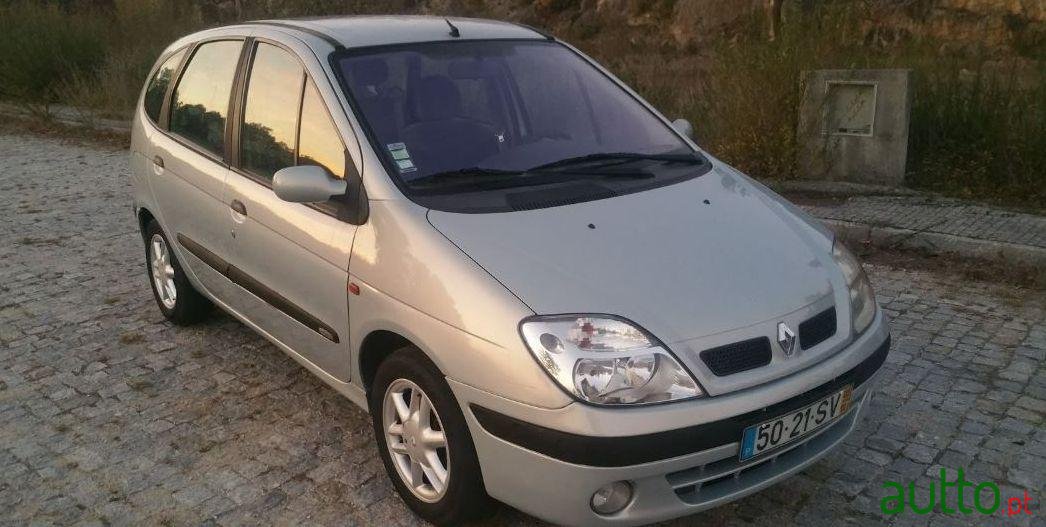 2002' Renault Scenic 1.9 Dci Conquest photo #1