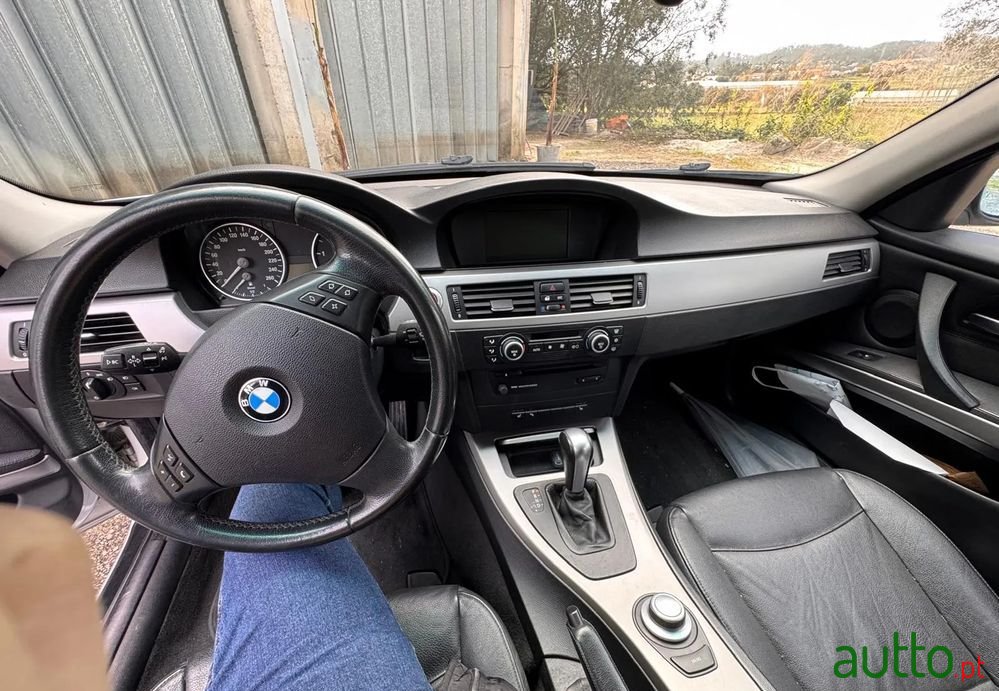 2006' BMW Série 3 D photo #3