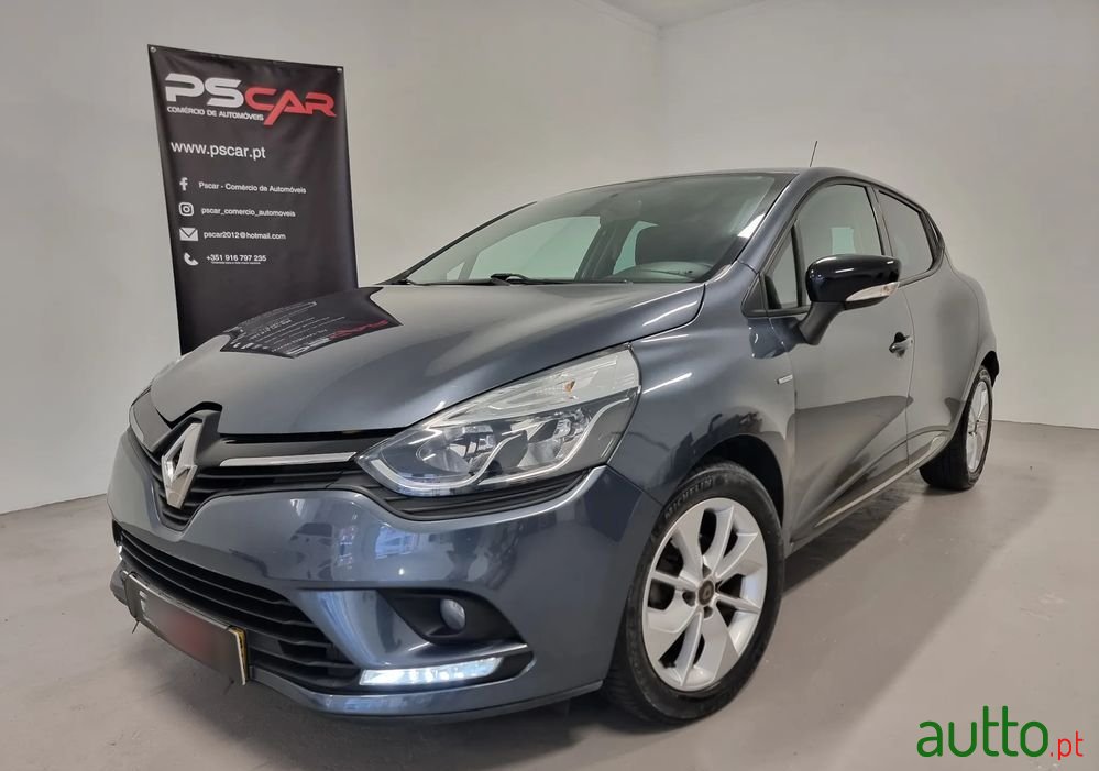 2018' Renault Clio 0.9 Tce Limited Edition photo #1