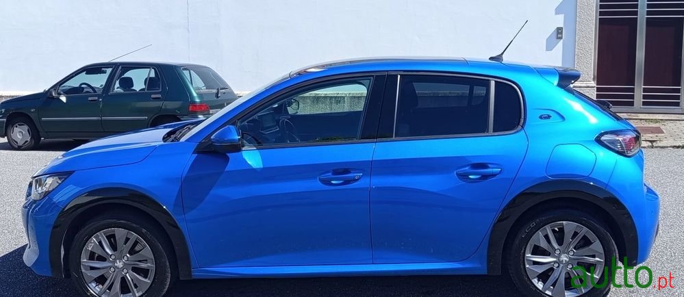 2020' Peugeot e-208 Allure Pack photo #6