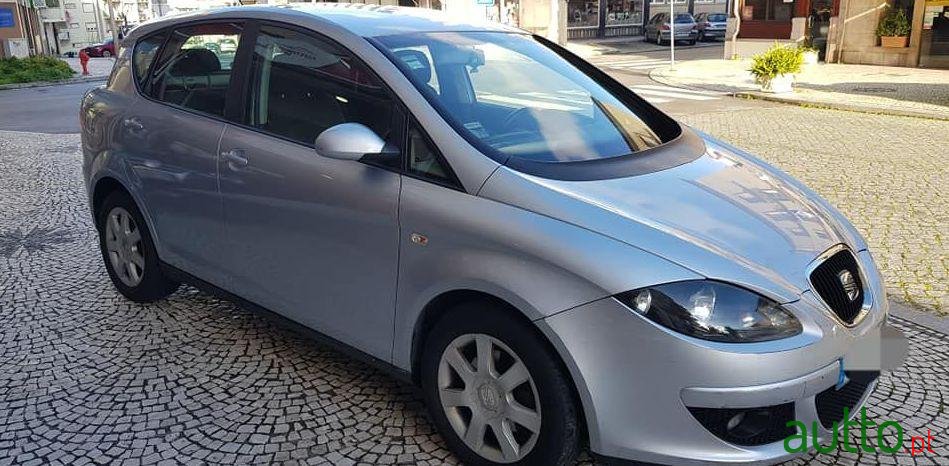 2004' SEAT Toledo 1.9 Tdi Stylance photo #2