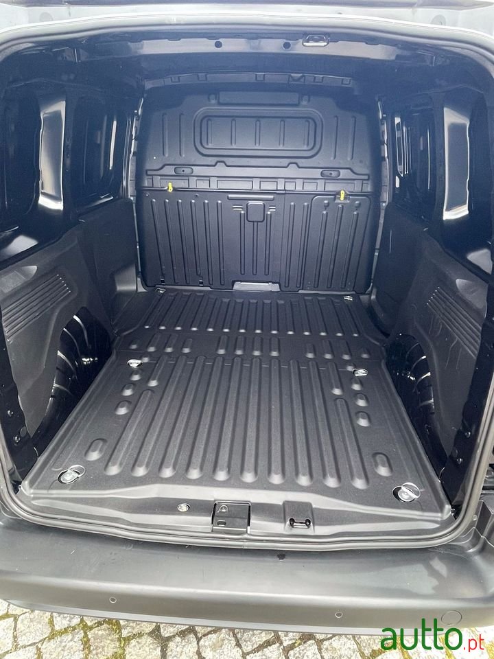 2021' Opel Combo photo #6