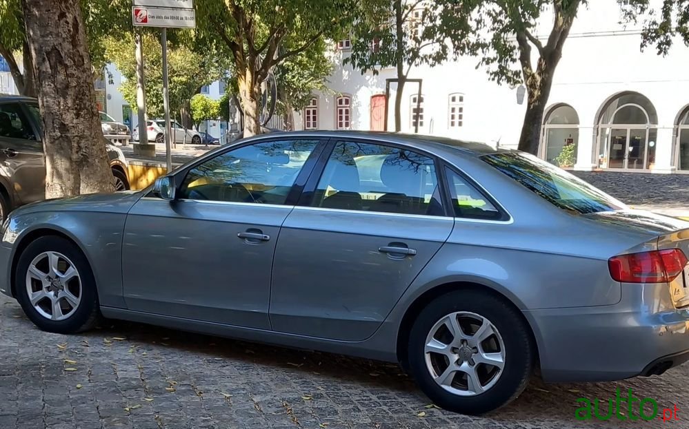 2012' Audi A4 2.0 Tdi S-Line photo #3