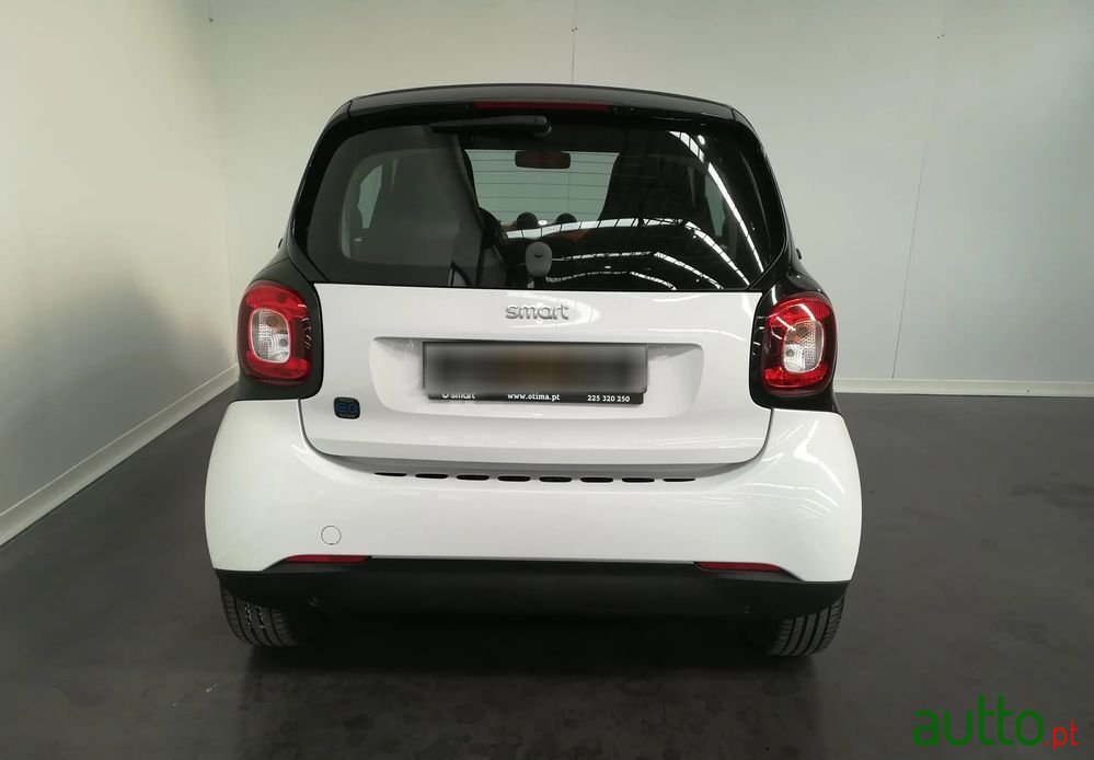 2018' Smart Fortwo Electric Drive Passion photo #6