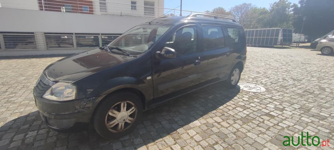 2012' Dacia Logan Mcv photo #2