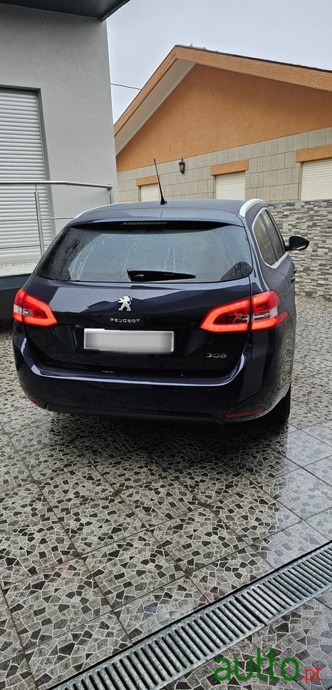 2017' Peugeot 308 Sw photo #5