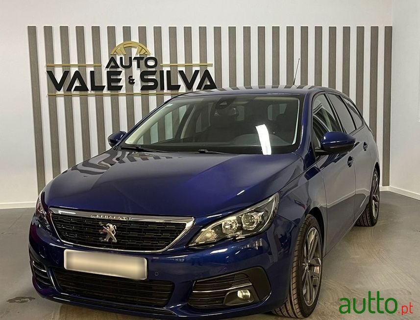 2017' Peugeot 308 Sw photo #1