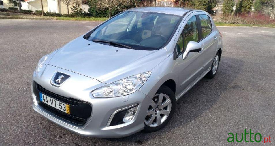 2013' Peugeot 308 1.6 E-Hdi Active photo #1