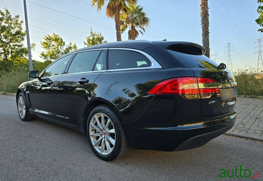 2014' Jaguar XF Sportbrake photo #4