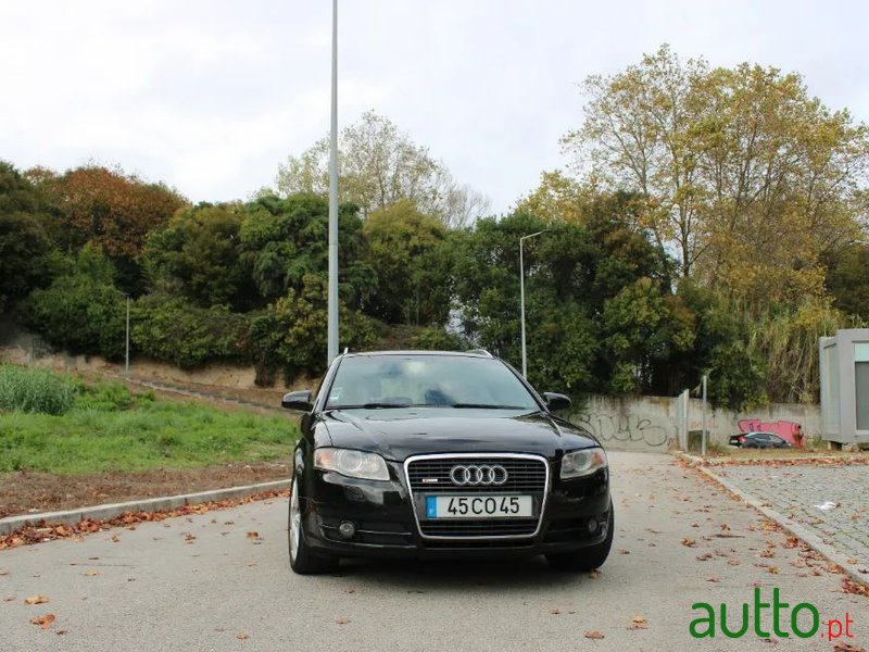 2006' Audi A4 Avant photo #2