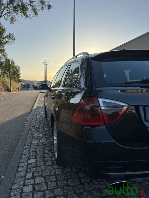 2007' BMW 320 photo #3