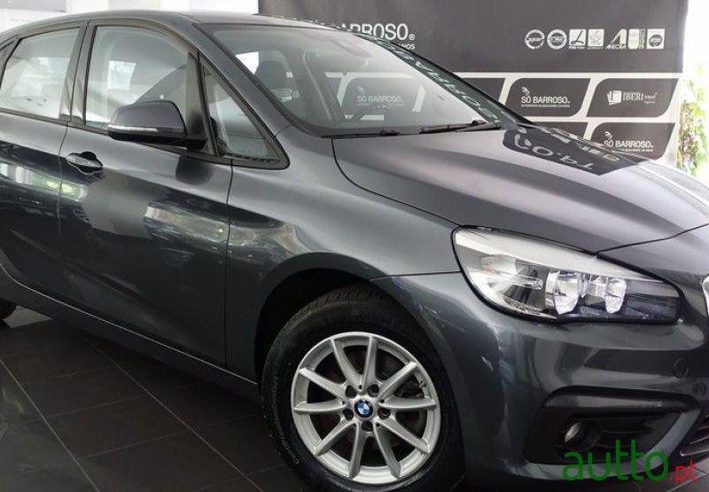 2015' BMW 216 Active Tourer D photo #1