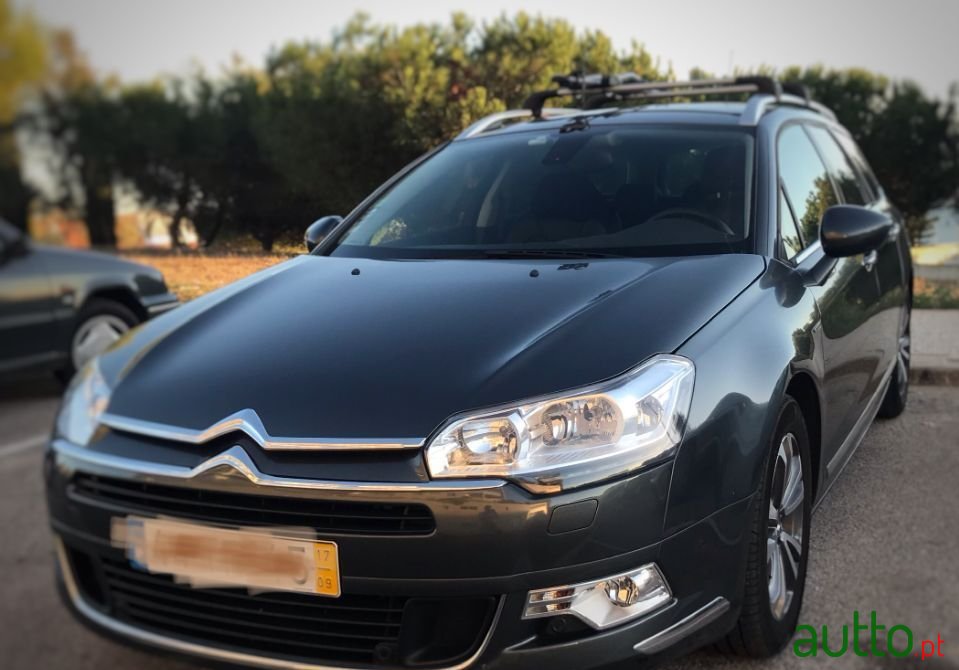 2017' Citroen C5 Tourer photo #1
