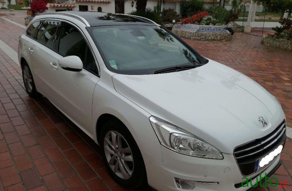 2014' Peugeot 508 Sw photo #3