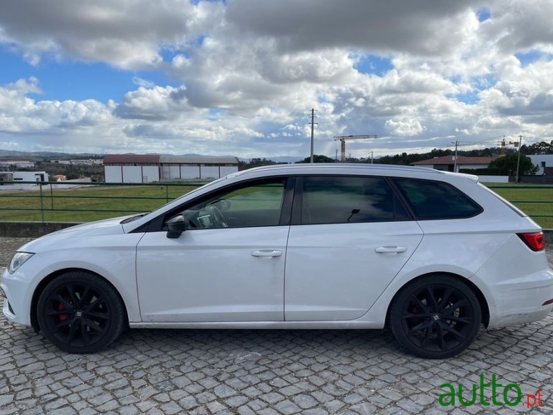 2017' SEAT Leon St photo #4