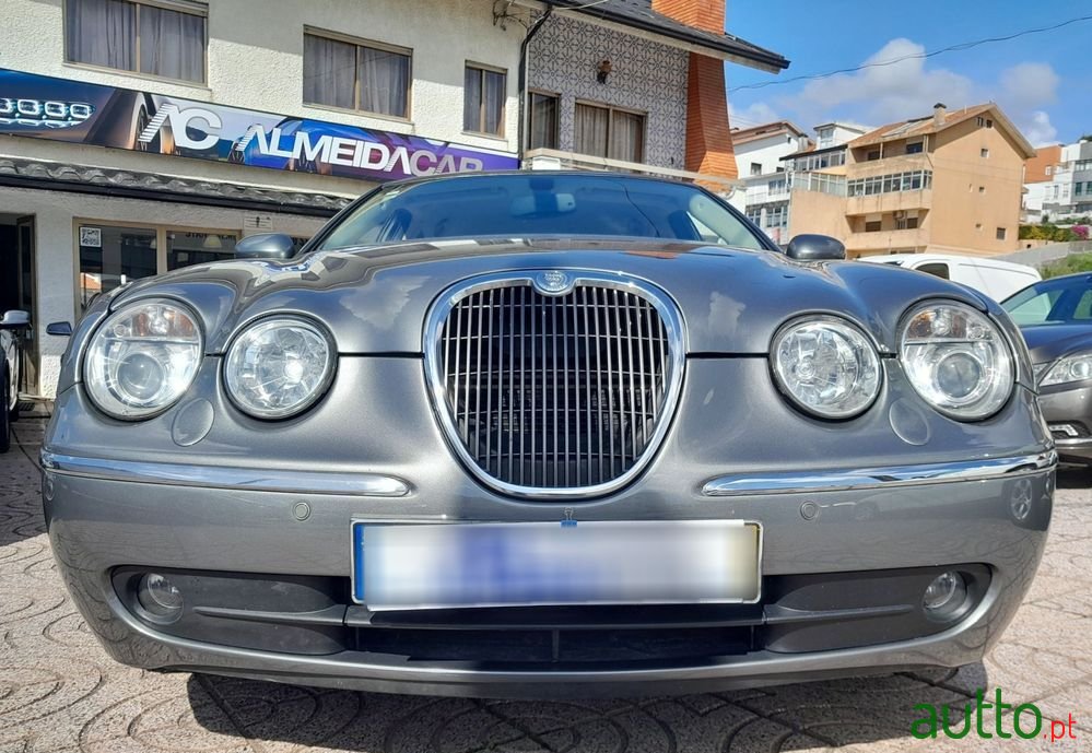 2006' Jaguar S-Type photo #2