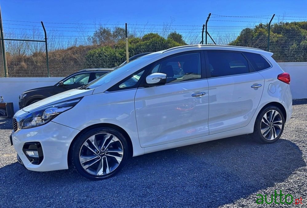 2018' Kia Carens 1.7 Crdi Isg Ex photo #3