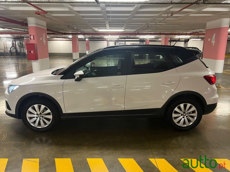 2020' SEAT Arona 1.0 Tsi Style photo #6