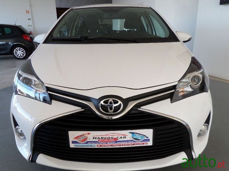 2017' Toyota Yaris photo #1