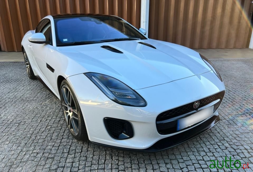 2017' Jaguar F-Type photo #1