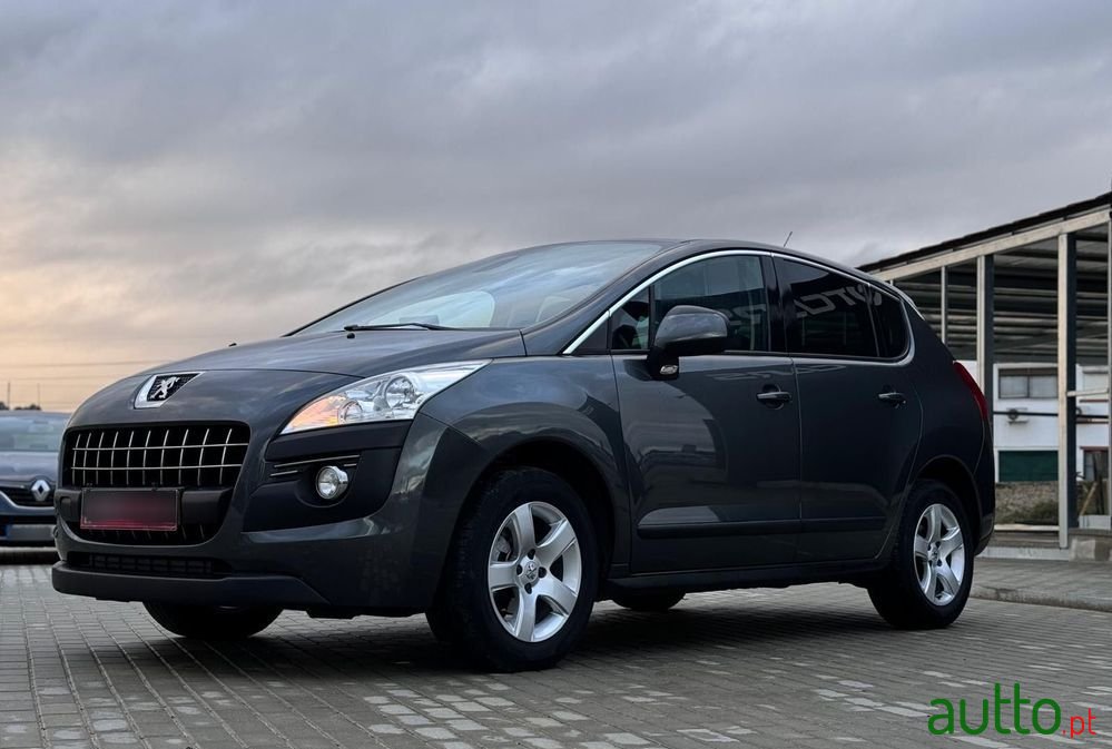 2013' Peugeot 3008 1.6 Hdi Active photo #2