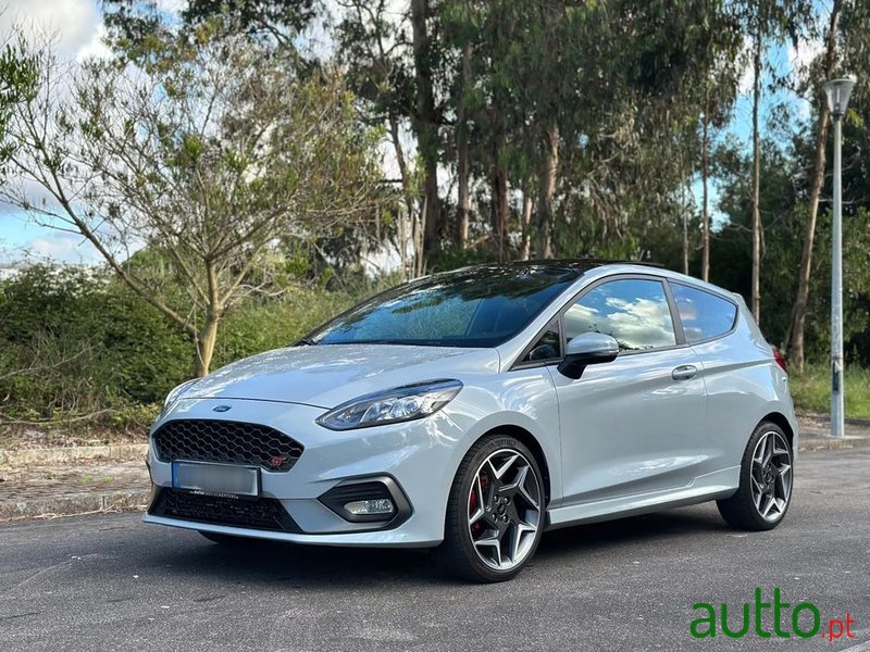 2019' Ford Fiesta photo #1