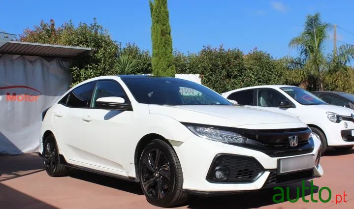 2017' Honda Civic photo #3