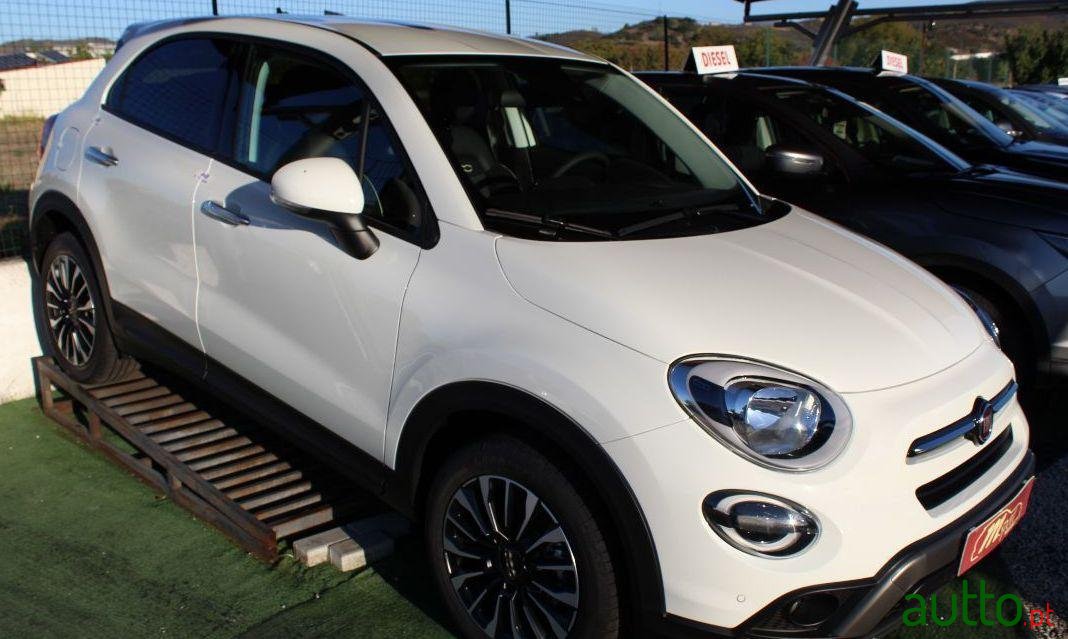 2019' Fiat 500X photo #1
