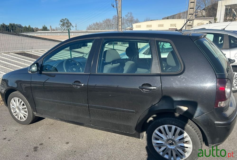 2007' Volkswagen Polo 1.2 Confortline photo #5