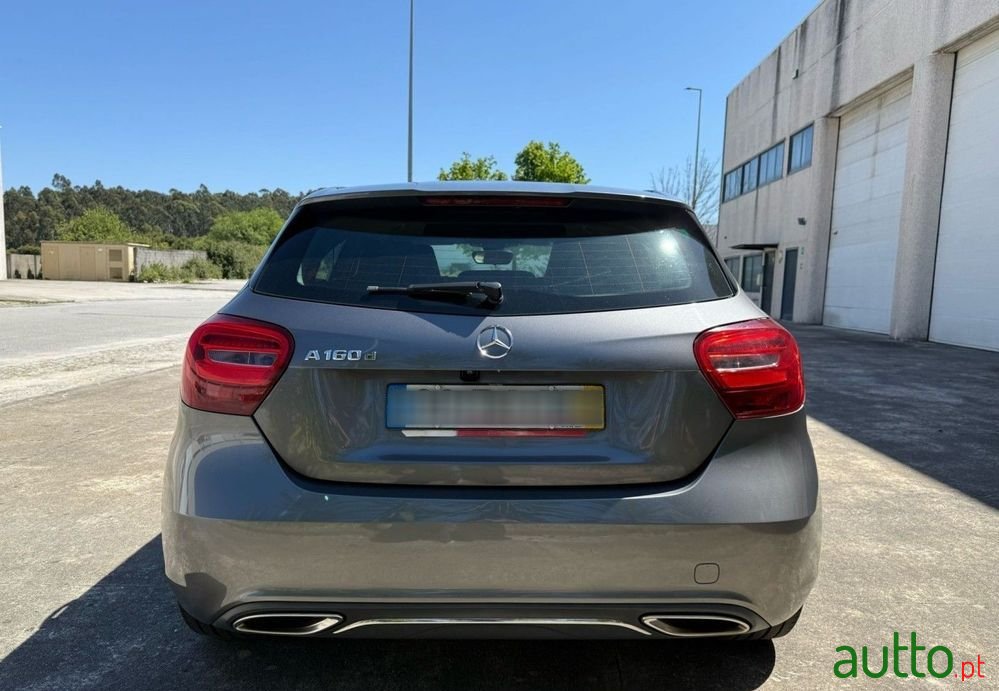 2016' Mercedes-Benz Classe A photo #5