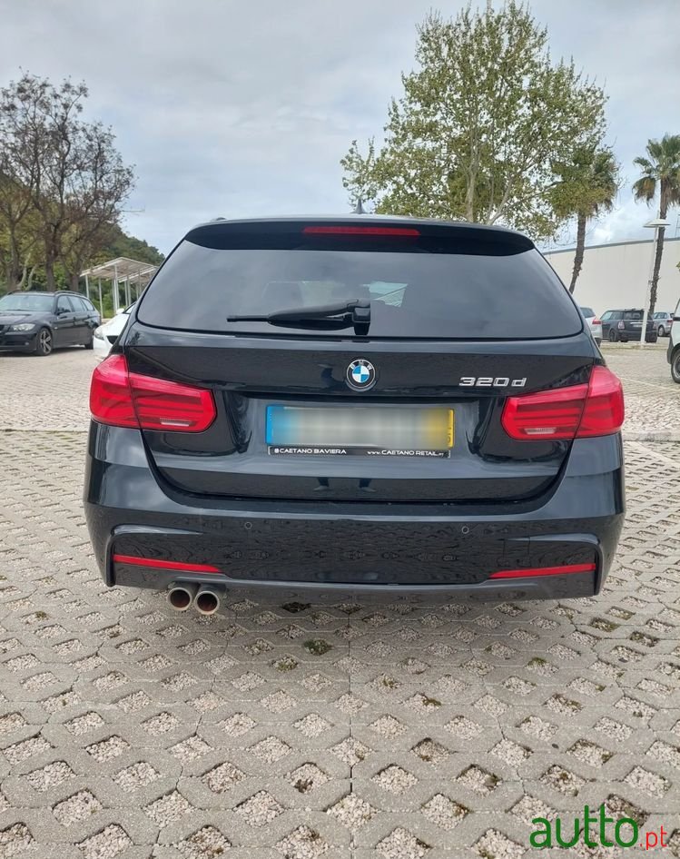 2017' BMW Série 3 D photo #2