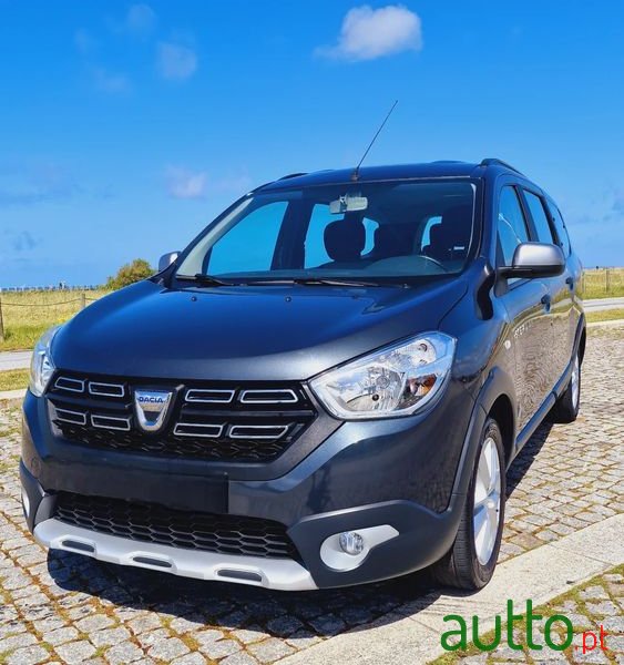 2018' Dacia Lodgy 1.5 Dci Stepway 7L photo #1