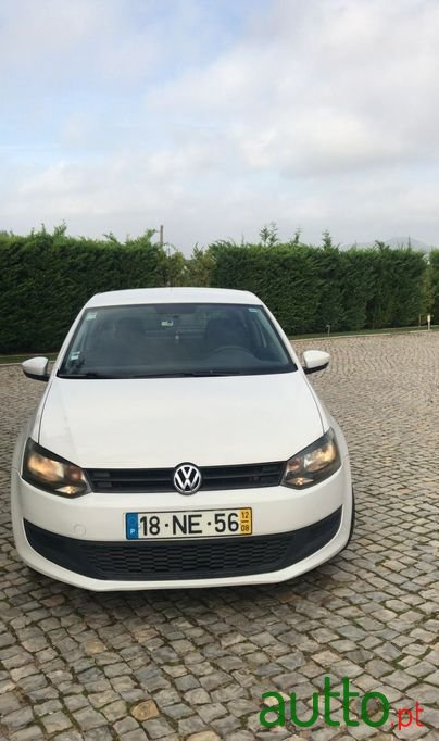 2012' Volkswagen Polo photo #2