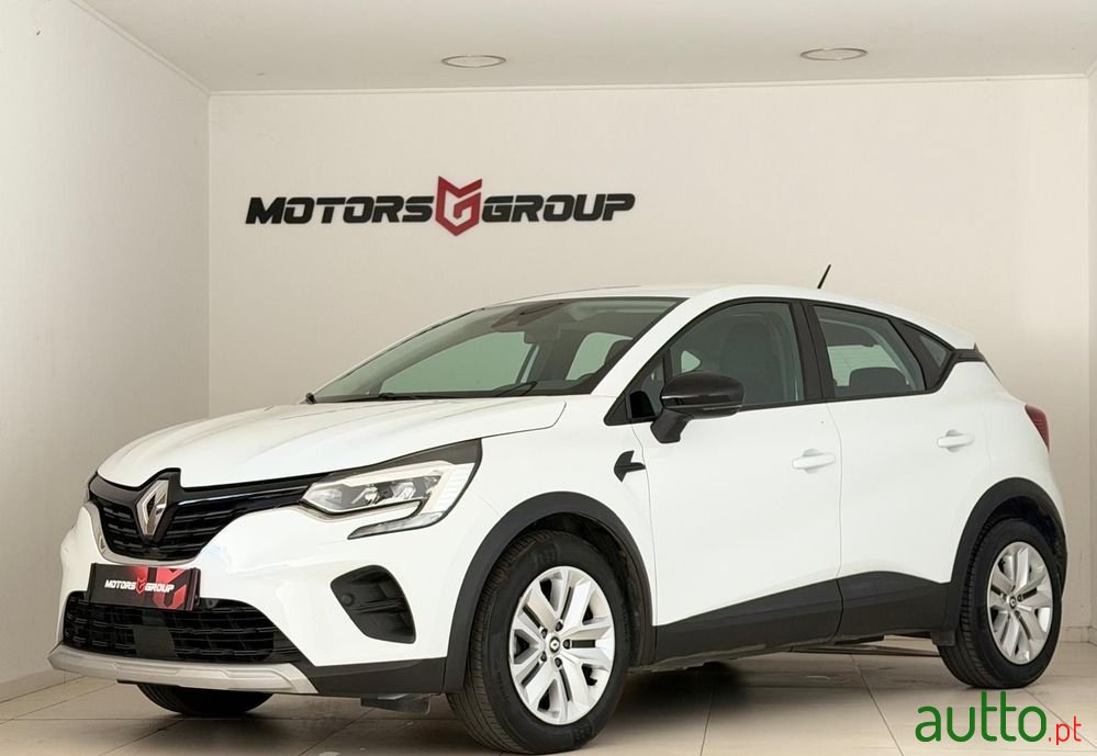 2022' Renault Captur photo #2