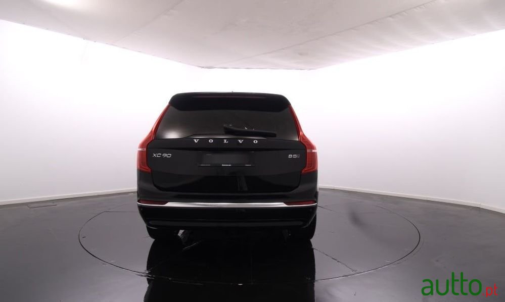 2023' Volvo Xc 90 photo #6