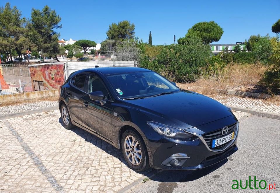 2015' Mazda 3 photo #4