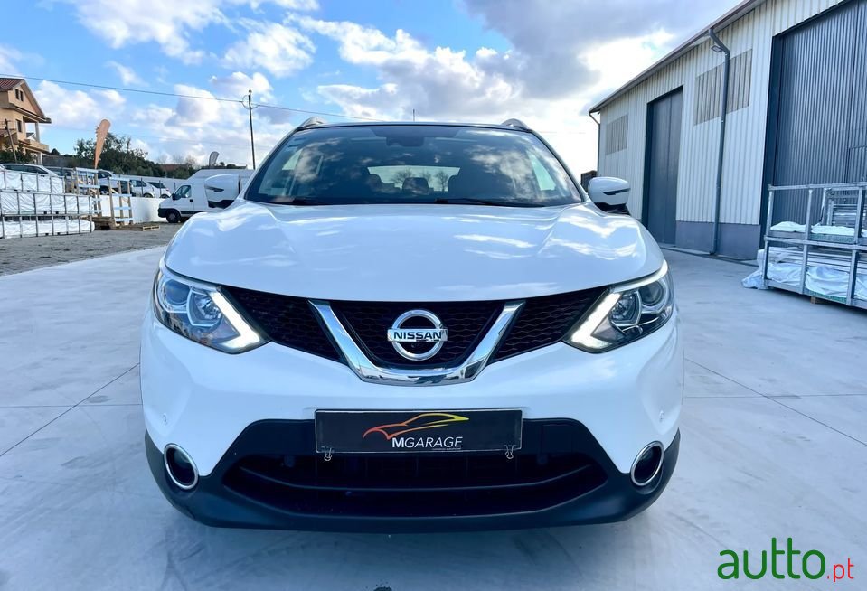 2015' Nissan Qashqai photo #2
