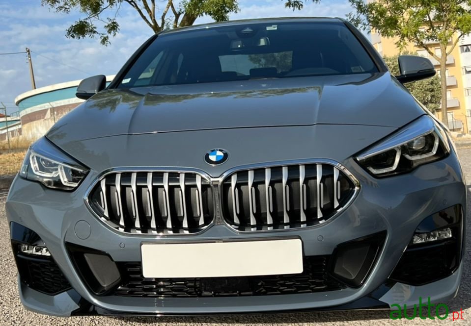 2021' BMW 220 Gran Coupe photo #2