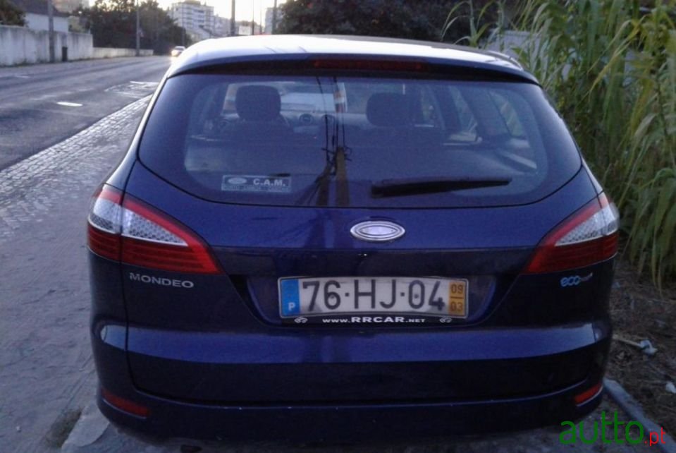 2009' Ford Mondeo Sw photo #2