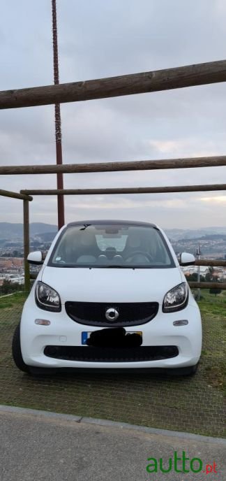 2015' Smart Fortwo photo #1