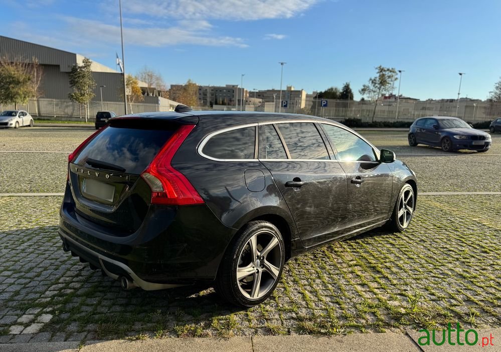 2012' Volvo V60 photo #4