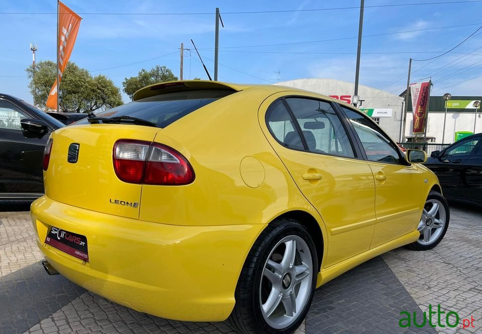 2002' SEAT Leon photo #4