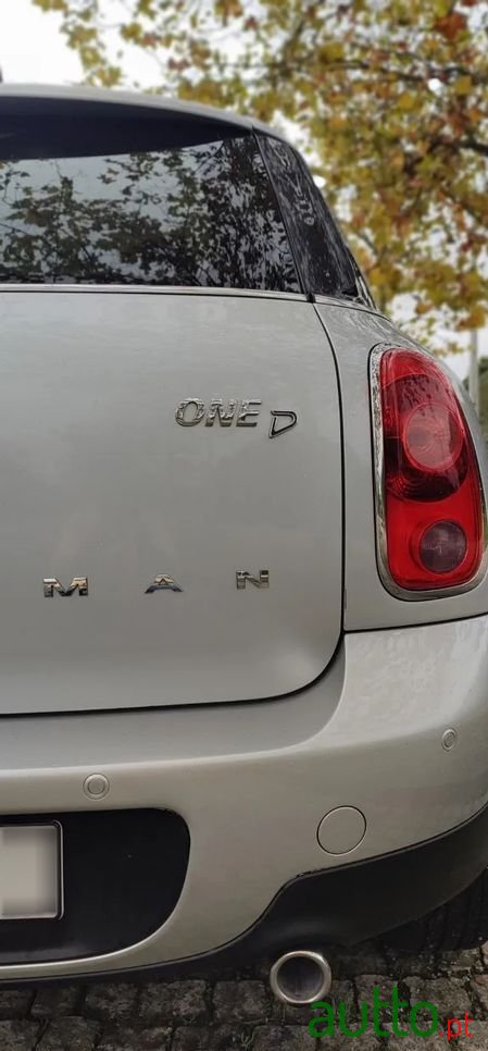 2014' MINI Countryman One D photo #5
