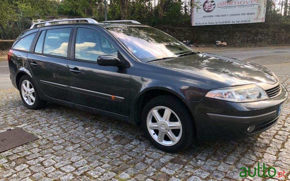 2001' Renault Laguna Break photo #1