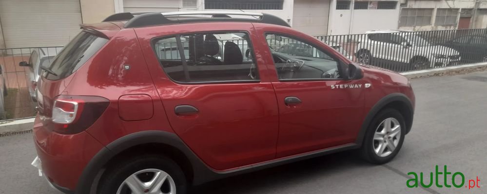 2015' Dacia Sandero 1.5 Dci Stepway photo #3