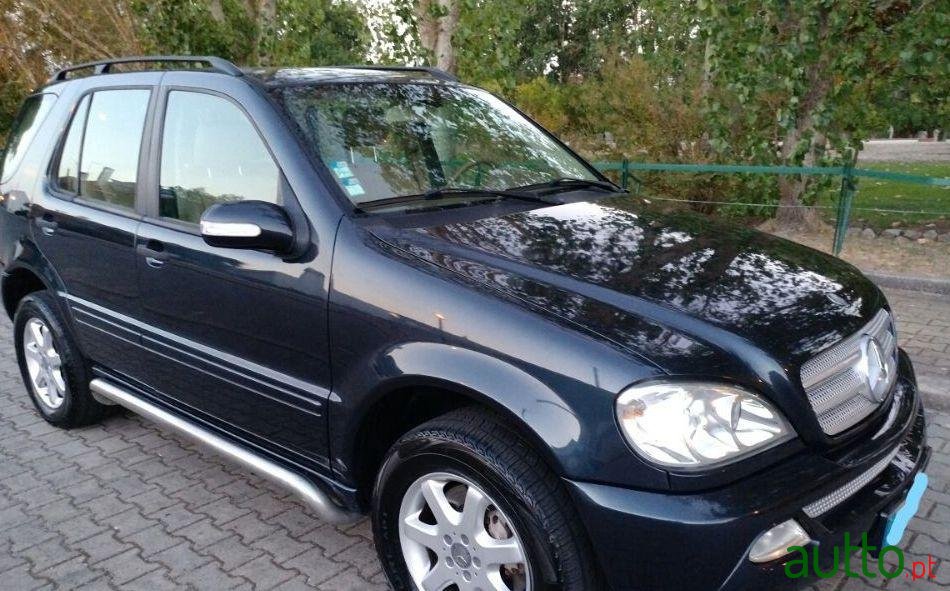 2004' Mercedes-Benz Ml-270 Cdi Aut. photo #1