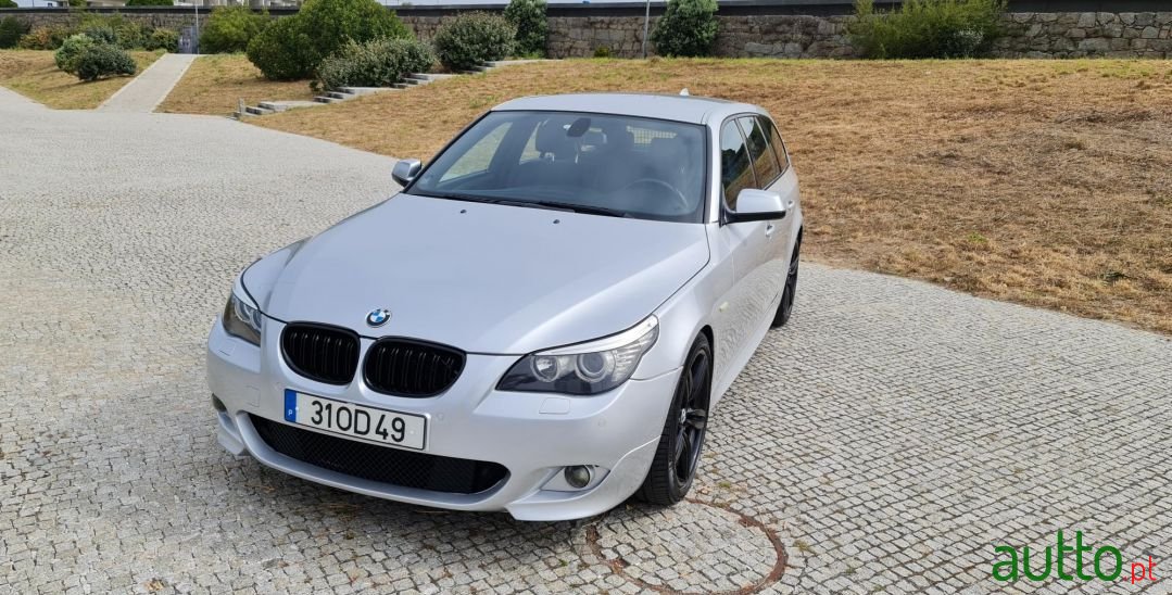 2010' BMW 520 photo #4