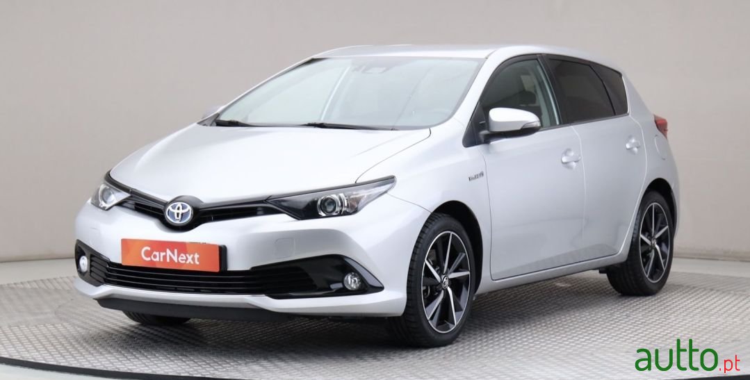 2018' Toyota Auris photo #1