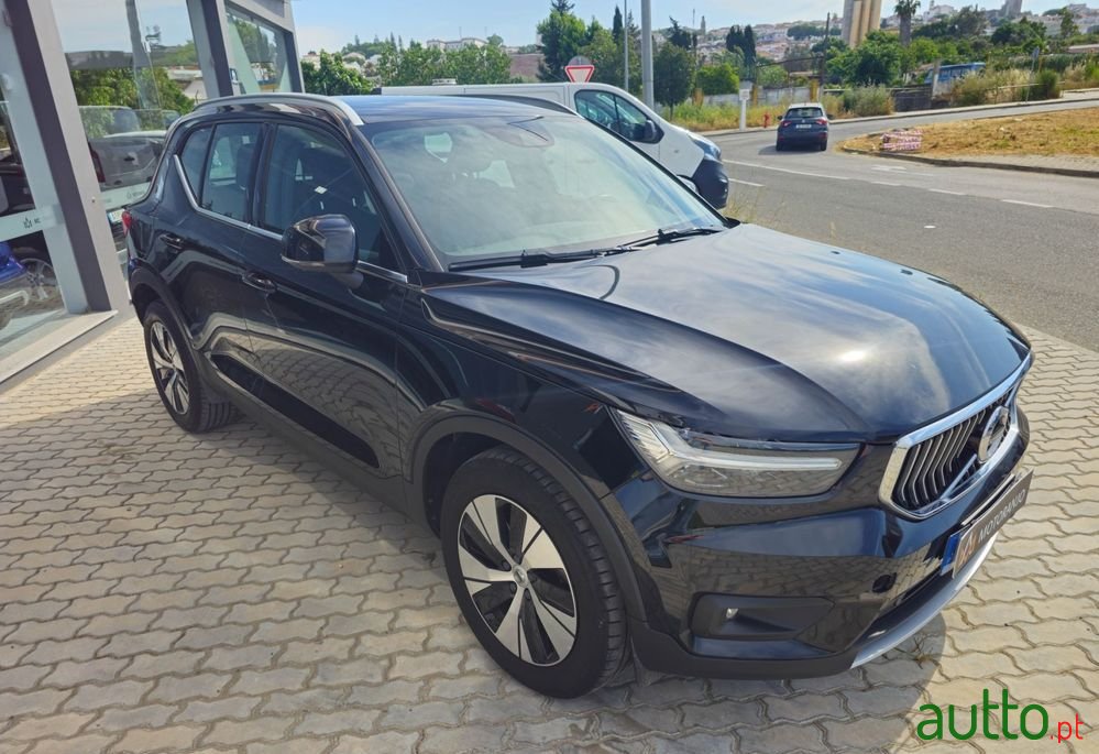 2021' Volvo Xc 40 photo #3