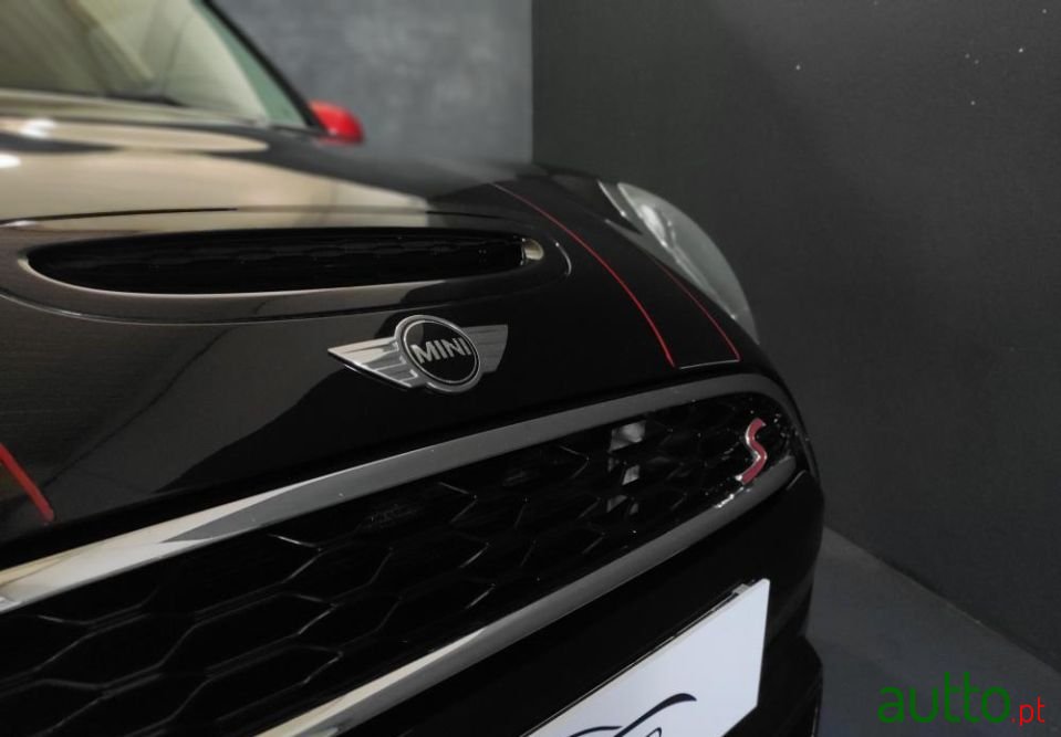 2015' MINI Cooper photo #6